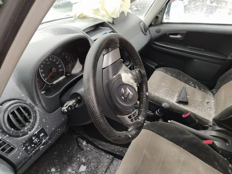 Продажа Suzuki SX4 1.6 (101Hp) (M16A) FWD MT по запчастям