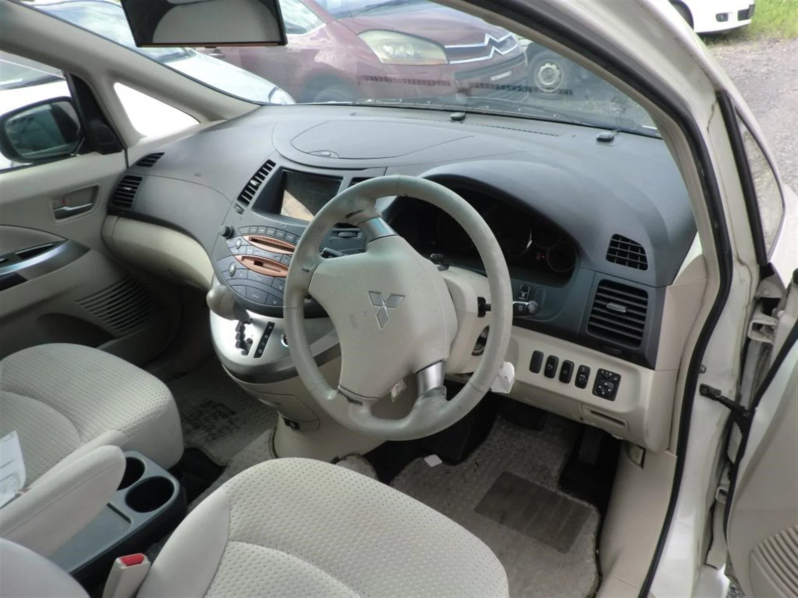 Продажа Mitsubishi Grandis 2.4 (165Hp) (4G69) FWD AT по запчастям