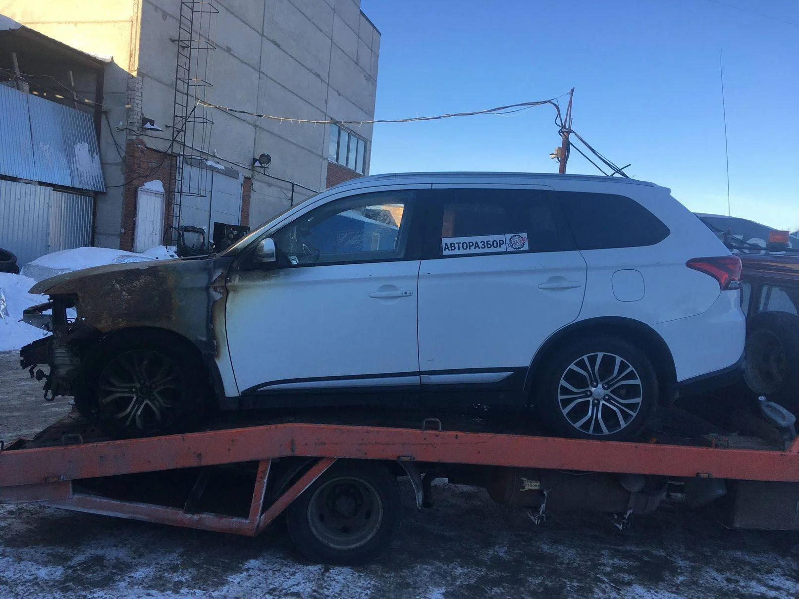 Продажа Mitsubishi Outlander 2.0 (146Hp) (4B11) 4WD CVT по запчастям