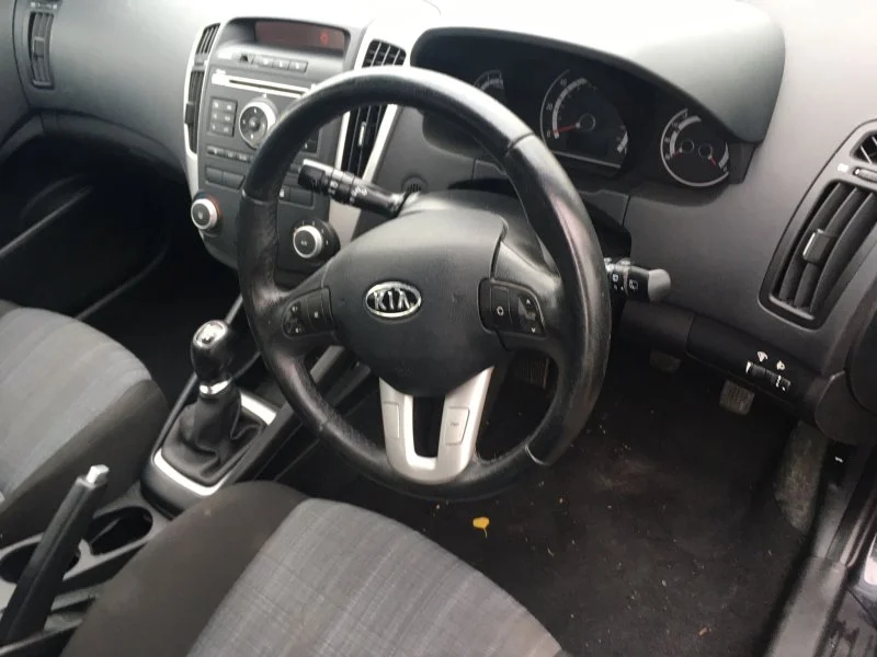 Продажа Kia Ceed 1.6 (123Hp) (G4FC) FWD MT по запчастям