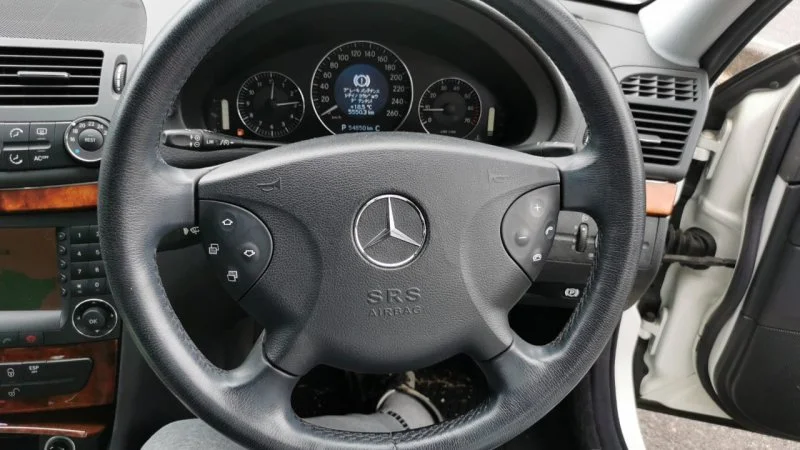 Продажа Mercedes-Benz E class 2.6 (177Hp) (112.913) RWD AT по запчастям