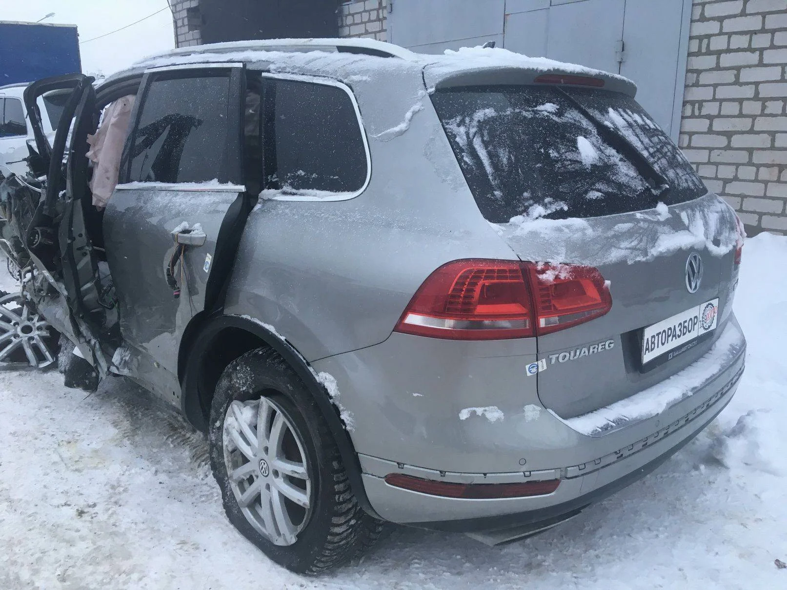 Продажа Volkswagen Touareg 3.0D (245Hp) (CJGD,CRCA) 4WD AT по запчастям