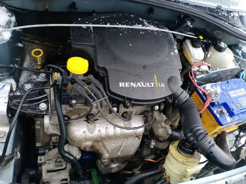 Продажа Renault Sandero 1.4 (75Hp) (K7J A710) FWD MT по запчастям