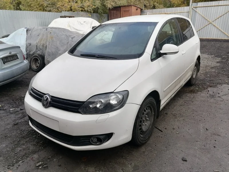 Продажа Volkswagen Golf Plus 1.6 (102Hp) (CHGA) FWD AT по запчастям