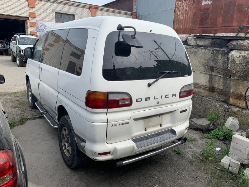 Продажа Mitsubishi Delica 2.8D (140Hp) (4M40) 4WD AT по запчастям