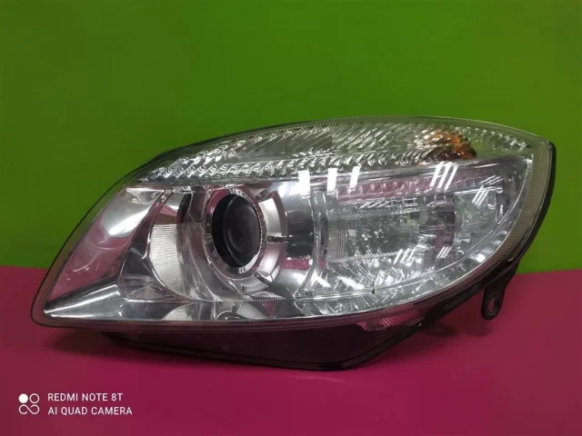 Фара левая для Skoda Fabia 6Y3 1999-2008 на фотографиях