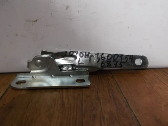 Петля капота левая для Renault Logan 2005-2015 (LS) на фотографиях