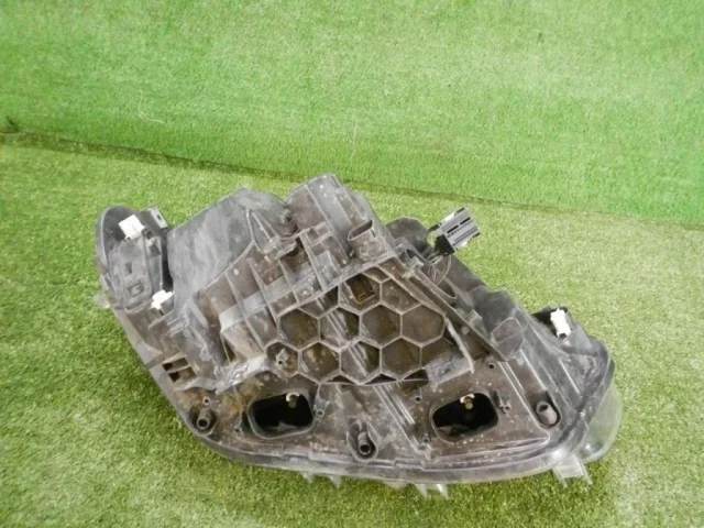 Фара левая для BMW 1er Ф20 rest.1 2015-2020 на фотографиях