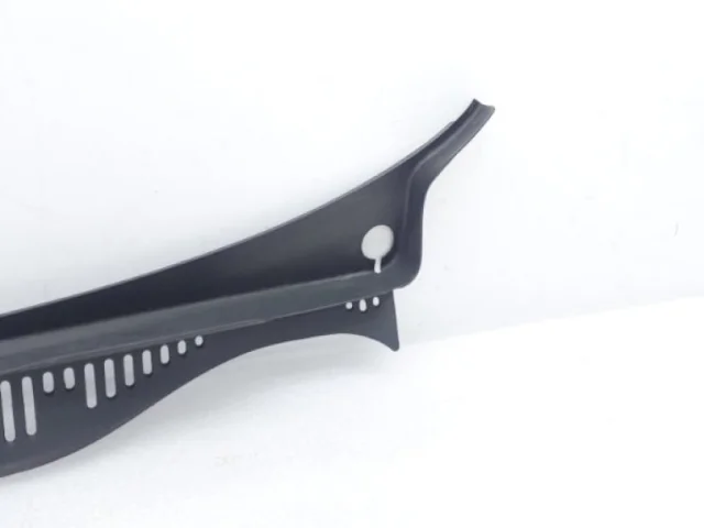 Жабо правое для Volkswagen Caddy IV (2K) 2015-2020 на фотографиях