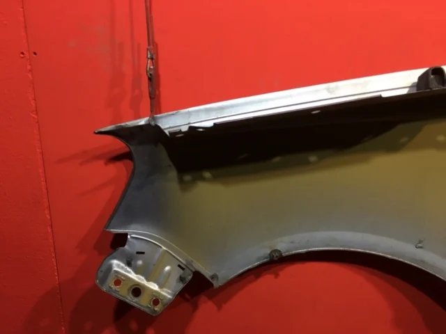 Крылья для Volkswagen Polo IV (9N3) 2005-2009 на фотографиях