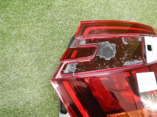 Фонарь внешний правый для Hyundai Creta 2 SU2 2021+ на фотографиях