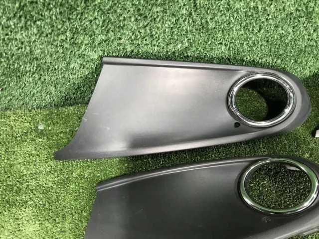 Рамка ПТФ левая для Volkswagen Polo V (6R) 2009-2014 на фотографиях