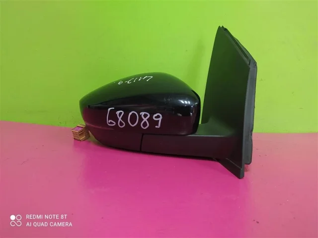 Стекла и зеркала для Volkswagen Polo V (6R) 2009-2014 на фотографиях