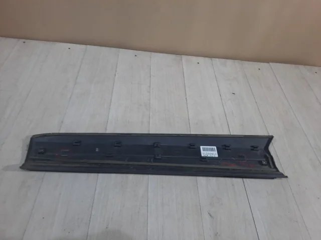 Накладка двери передней правой для Volkswagen Tiguan I NF 2006-2017 на фотографиях