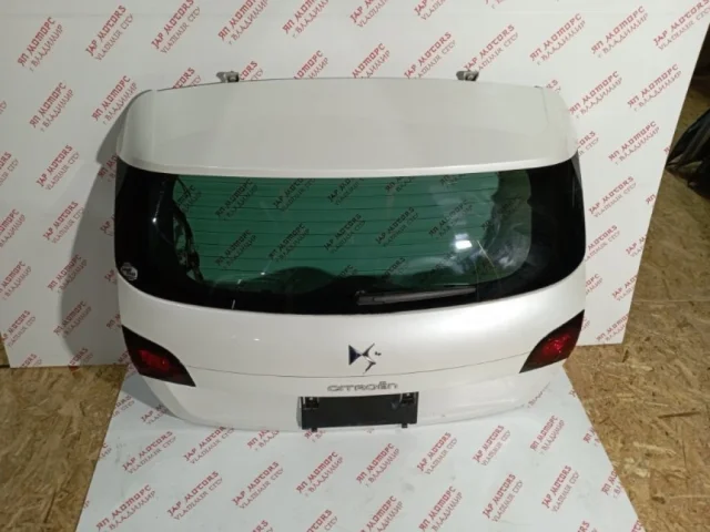 Крышка багажника для Citroen DS4 2011-2016 на фотографиях