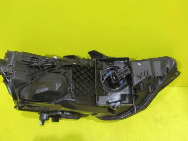 Фары для Audi A7 C8 2018+ на фотографиях