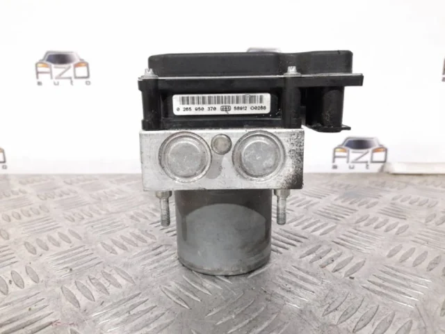 Блок ABS для Citroen C4 Хэтчбек 2004-2011 на фотографиях