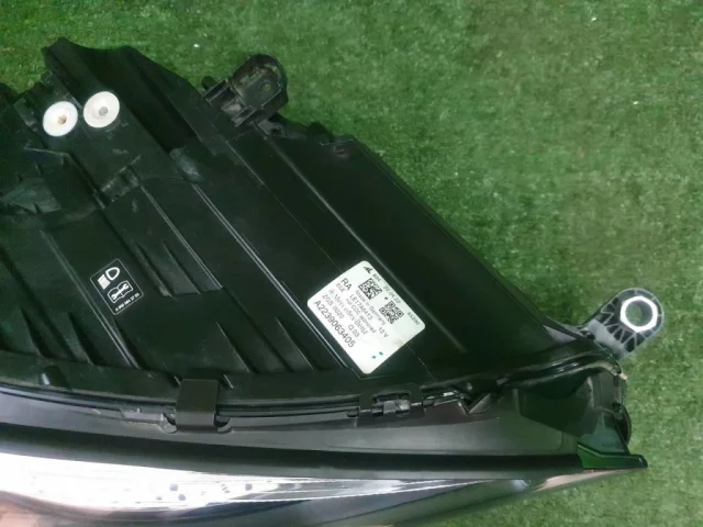 Фары для Mercedes-Benz S class W223 2021+ на фотографиях