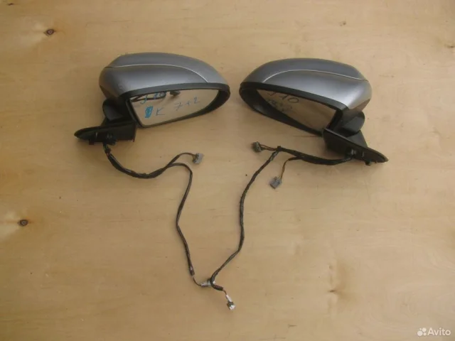 Накладка зеркала правого для Nissan Qashqai J10 2006-2013 на фотографиях