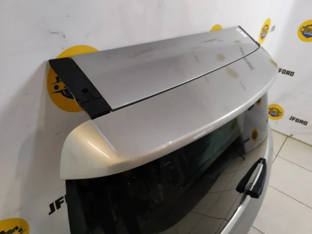 Дверь багажника для Ford Kuga CBV 2008-2013 на фотографиях