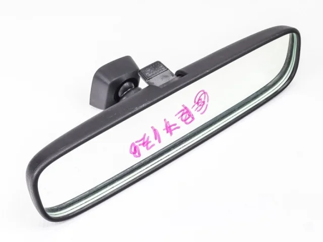 Стекла и зеркала для Toyota Land Cruiser 90 1995-1997 на фотографиях