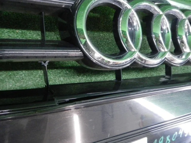 Решетка радиатора для Audi A7 C8 2018+ на фотографиях