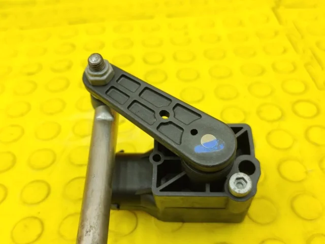 Датчик дорожного просвета передний для BMW X3 Е83 2003-2010 на фотографиях