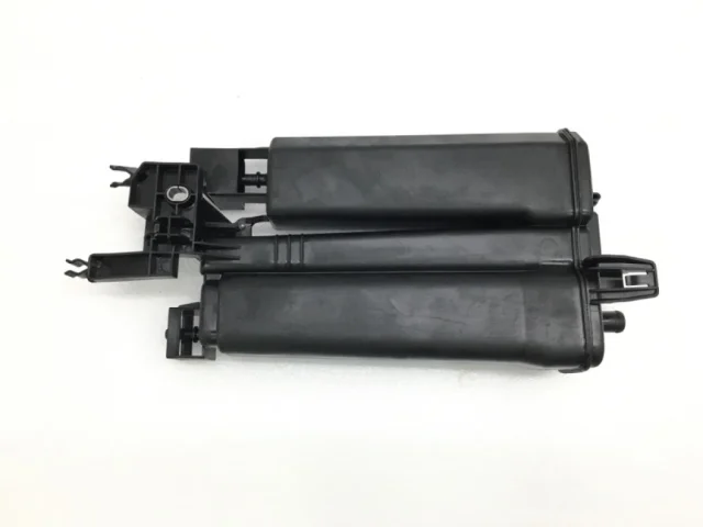 Адсорбер паров бензина для Skoda Octavia A7 rest на фотографиях