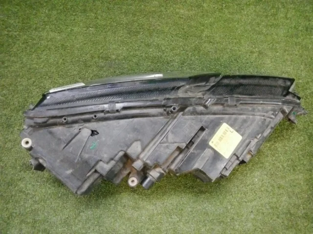 Фары для Skoda Octavia A7 Tour на фотографиях