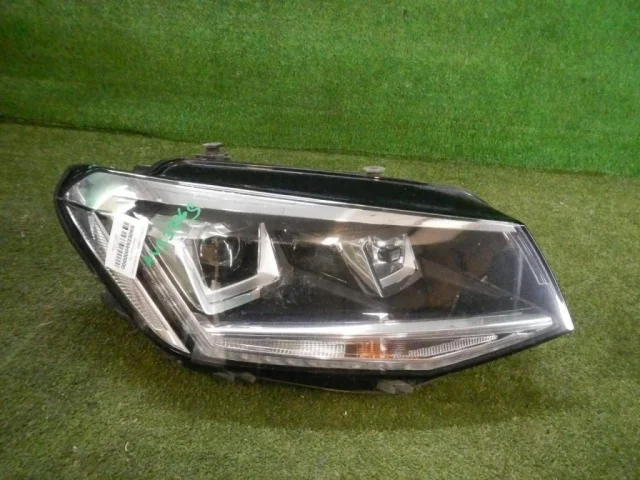 Фара правая для Volkswagen Caddy IV (2K) 2015-2020 на фотографиях