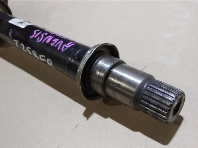 Привод передний правый для Toyota Avensis Седан T220 1997-2003 на фотографиях