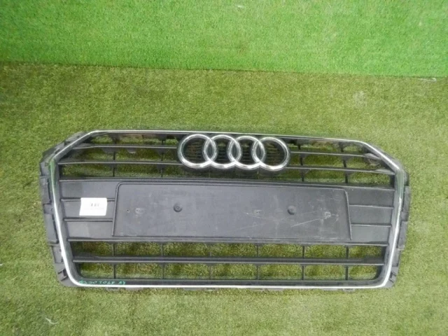 Решетка радиатора для Audi A4 B9 2015+ на фотографиях
