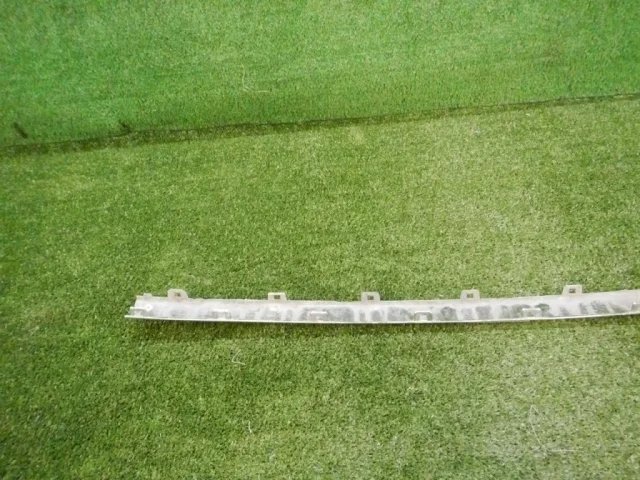 Молдинг заднего бампера для Volkswagen Touareg III (CR) 2018+ на фотографиях