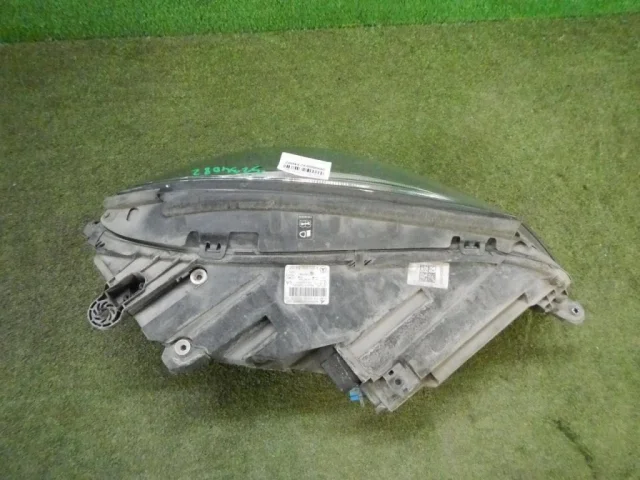 Фара ксенон левая для Mercedes-Benz S class W222 2013-2017 на фотографиях