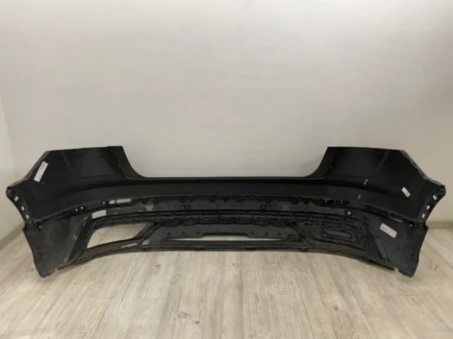 Бампер задний для Audi Q8 4M 2018-2023 на фотографиях