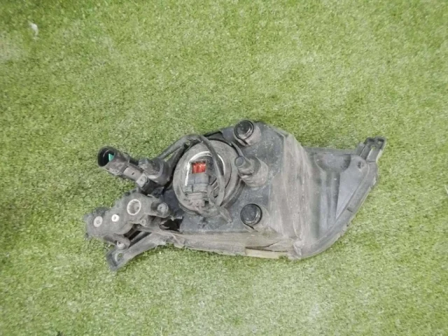 Противотуманка (ПТФ) передняя левая для Kia Cerato YD 2016-2020 rest. на фотографиях