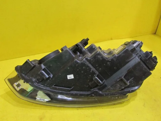 Фара правая для Volkswagen Polo V (6R) 2009-2014 на фотографиях