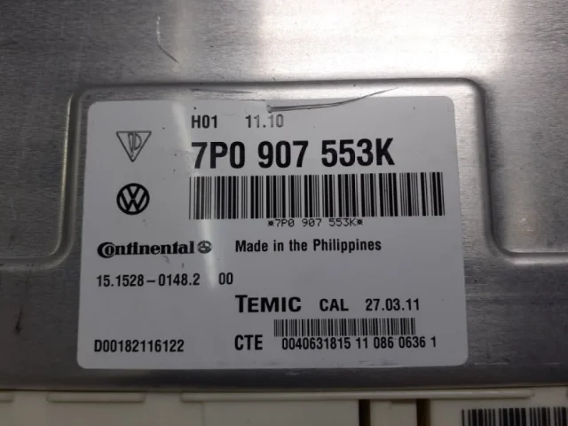 Блок управления пневмоподвеской для Volkswagen Touareg II (7P5) 2010-2014 на фотографиях