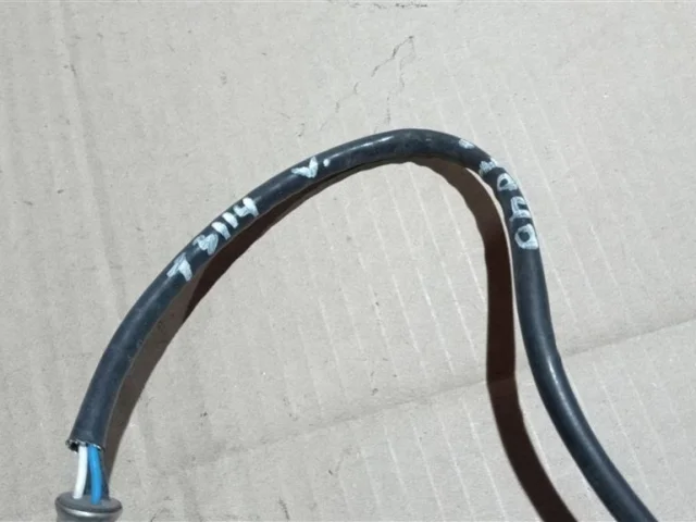 Лямбда-зонд (верхний) для Nissan X-Trail T31 JDM 2007-2013 на фотографиях