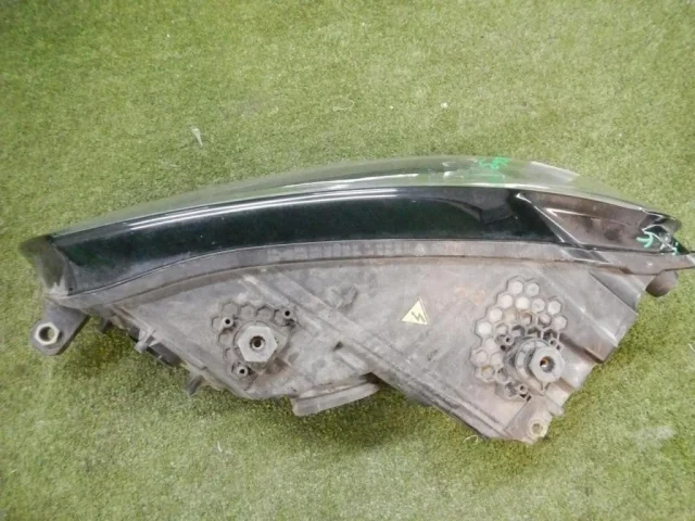 Фара правая для Volkswagen Caddy IV (2K) 2015-2020 на фотографиях