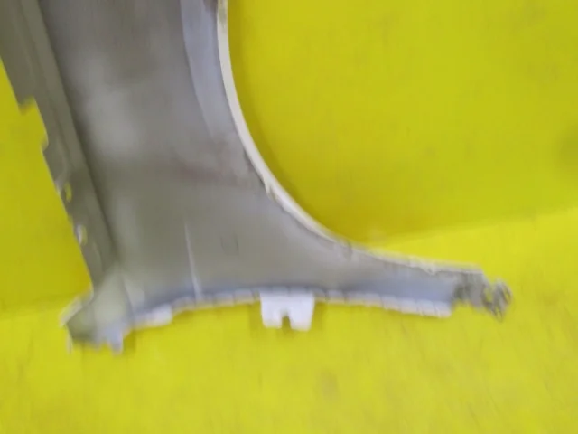 Крылья для Volkswagen Passat (B8) Variant 2014-2019 на фотографиях