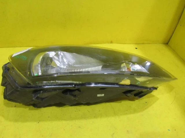 Фара правая для Volkswagen Polo V (6R) 2009-2014 на фотографиях