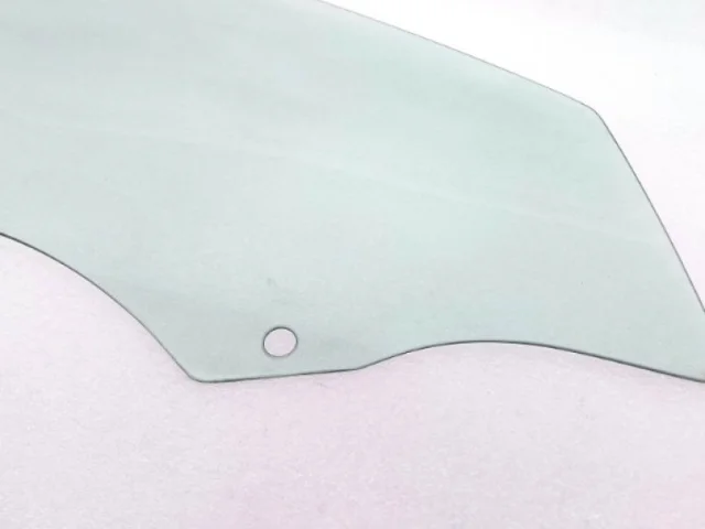 Стекла и зеркала для Skoda Octavia A7 Tour на фотографиях