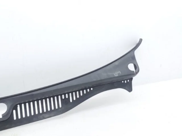 Жабо правое для Volkswagen Caddy IV (2K) 2015-2020 на фотографиях