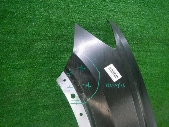 Крыло левое для Audi Q8 4M 2018-2023 на фотографиях