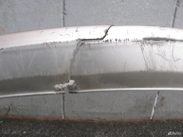 Накладка переднего бампера для Suzuki Liana Хэтчбек RC 2001-2008 на фотографиях