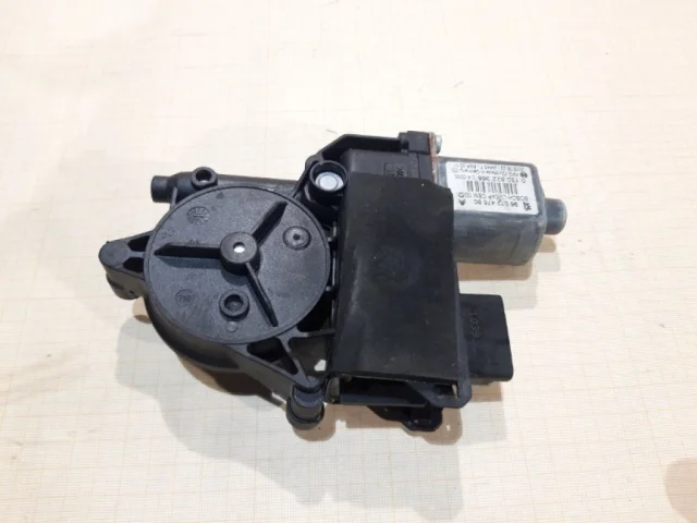 Двери для Peugeot 308 T7 Кабриолет 2009-2015 на фотографиях