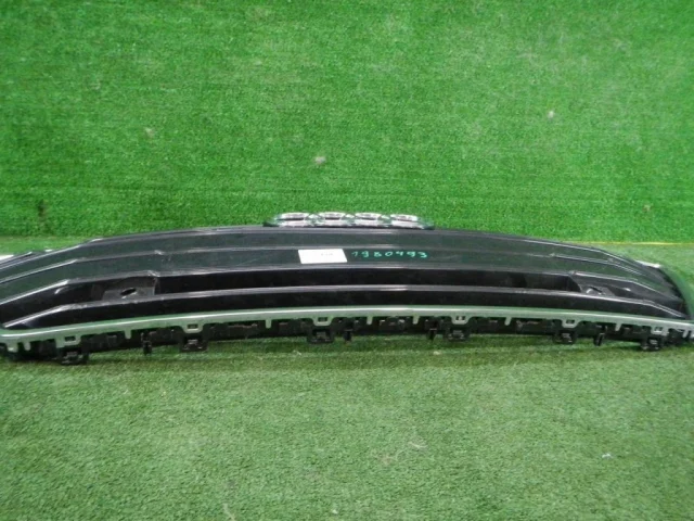 Решетка радиатора для Audi A7 C8 2018+ на фотографиях