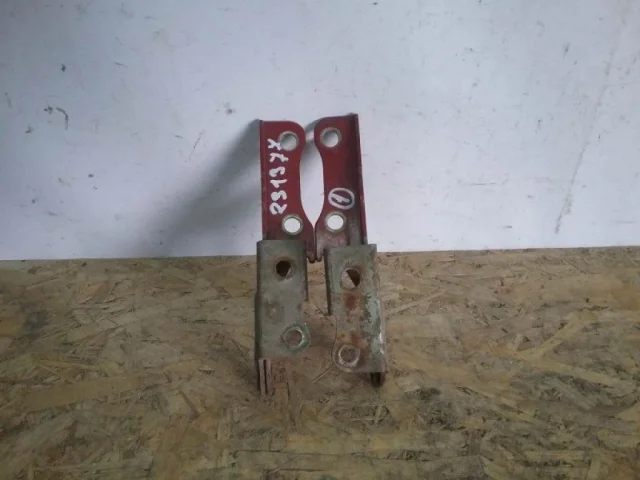 Петля капота левая для Hyundai Accent 2 Седан LC 1999-2012 на фотографиях