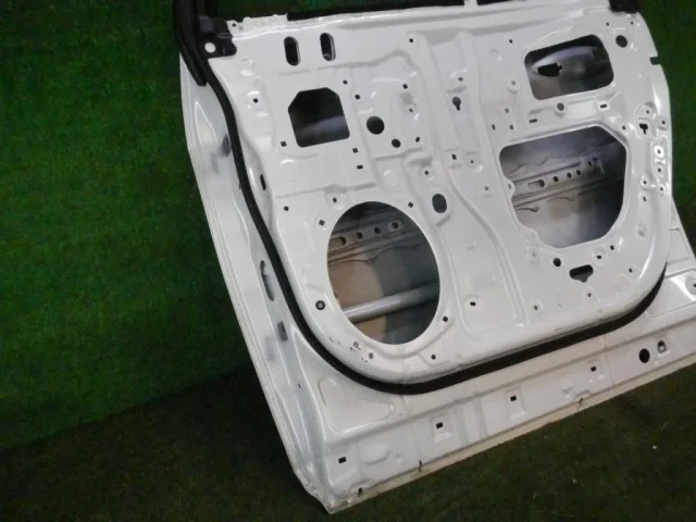 Дверь передняя правая для Lexus RX GGL10,15,16W, GYL10,15,16W (JDM) 2009-2014 на фотографиях